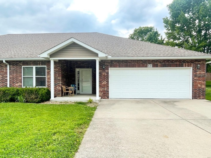 529 Broadridge Drive, Jackson, Missouri 63755, ,Residential Income,For Sale,Broadridge,MAR25030220