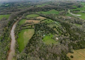 8619 Highway E, Bonne Terre, Missouri 63628, 3 Bedrooms Bedrooms, 8 Rooms Rooms,2 BathroomsBathrooms,Farm,For Sale,Highway E,MAR25029041