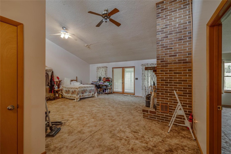 8619 Highway E, Bonne Terre, Missouri 63628, 3 Bedrooms Bedrooms, 8 Rooms Rooms,2 BathroomsBathrooms,Farm,For Sale,Highway E,MAR25029041