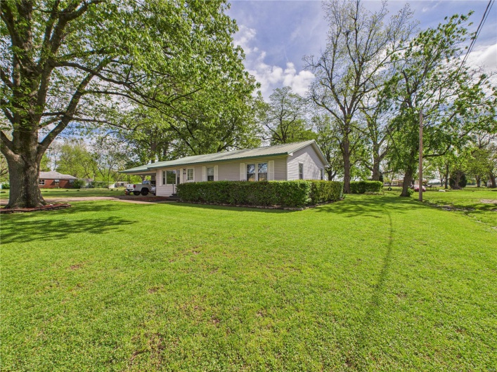 402 Lewis Street, Marston, Missouri 63866, 2 Bedrooms Bedrooms, 6 Rooms Rooms,1 BathroomBathrooms,Residential,For Sale,Lewis,MAR25025447