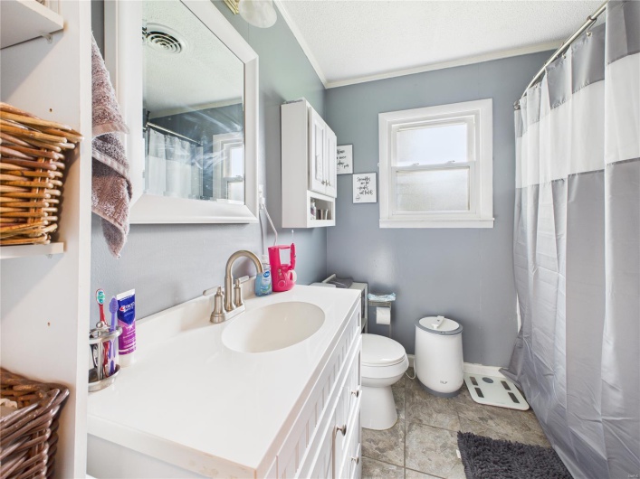 402 Lewis Street, Marston, Missouri 63866, 2 Bedrooms Bedrooms, 6 Rooms Rooms,1 BathroomBathrooms,Residential,For Sale,Lewis,MAR25025447