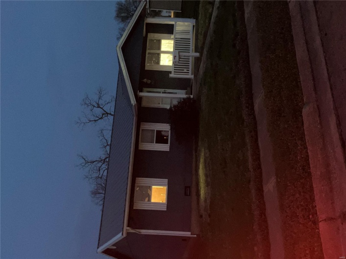 202 Grant, Desloge, Missouri 63601, 3 Bedrooms Bedrooms, 5 Rooms Rooms,2 BathroomsBathrooms,Residential,For Sale,Grant,MAR25020293