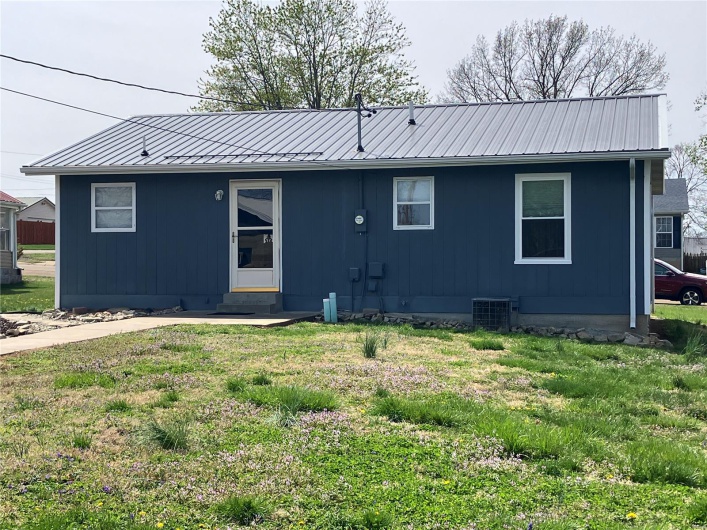 202 Grant, Desloge, Missouri 63601, 3 Bedrooms Bedrooms, 5 Rooms Rooms,2 BathroomsBathrooms,Residential,For Sale,Grant,MAR25020293