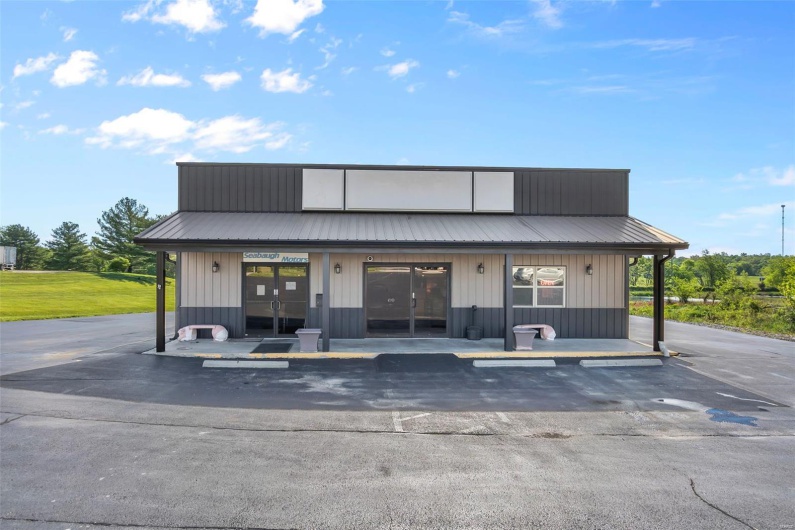 5598 Us Highway 61 North, Jackson, Missouri 63755, ,Commercial Sale,For Sale,Us Highway 61 North,MAR25030267