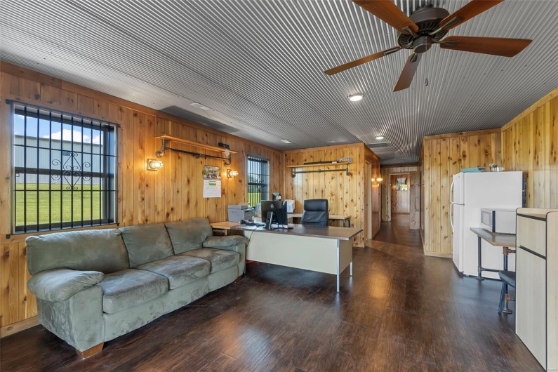 5598 Us Highway 61 North, Jackson, Missouri 63755, ,Commercial Sale,For Sale,Us Highway 61 North,MAR25030267