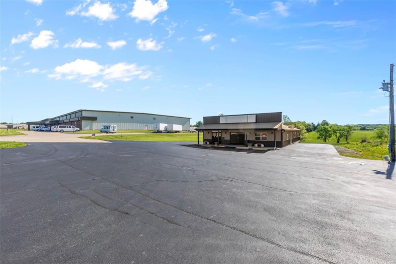 5598 Us Highway 61 North, Jackson, Missouri 63755, ,Commercial Sale,For Sale,Us Highway 61 North,MAR25030267