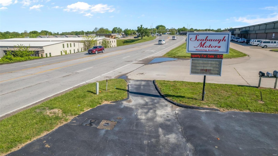 5598 Us Highway 61 North, Jackson, Missouri 63755, ,Commercial Sale,For Sale,Us Highway 61 North,MAR25030267