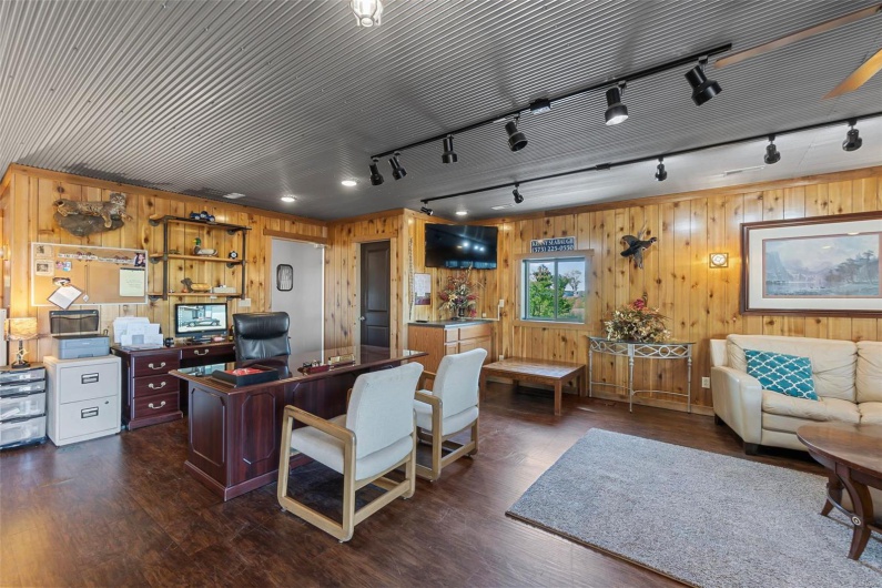 5598 Us Highway 61 North, Jackson, Missouri 63755, ,Commercial Sale,For Sale,Us Highway 61 North,MAR25030267