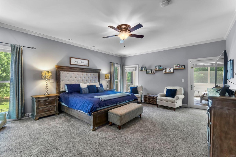 467 Windwood Lake Drive, Cape Girardeau, Missouri 63701, 7 Bedrooms Bedrooms, 11 Rooms Rooms,4 BathroomsBathrooms,Residential,For Sale,Windwood Lake,MAR25020365