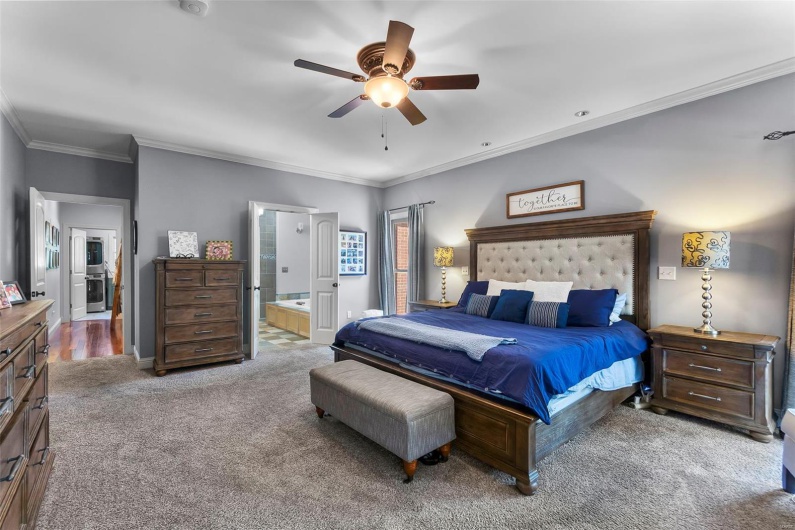 467 Windwood Lake Drive, Cape Girardeau, Missouri 63701, 7 Bedrooms Bedrooms, 11 Rooms Rooms,4 BathroomsBathrooms,Residential,For Sale,Windwood Lake,MAR25020365