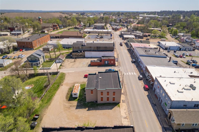32 School Street, Bonne Terre, Missouri 63628, ,Commercial Sale,For Sale,School,MAR25021486