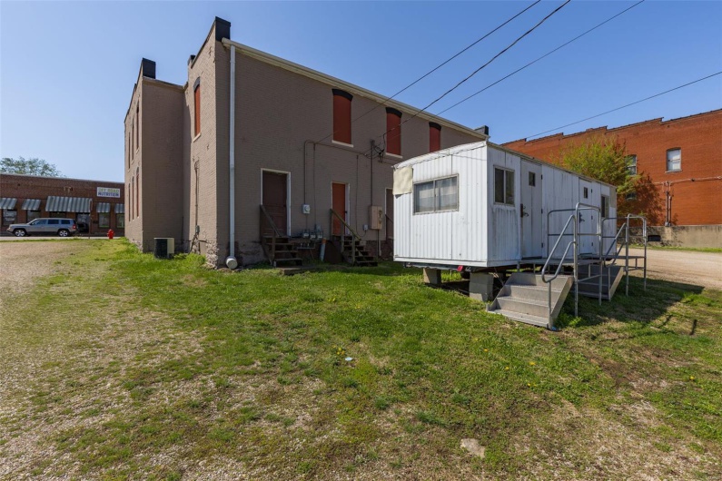 32 School Street, Bonne Terre, Missouri 63628, ,Commercial Sale,For Sale,School,MAR25021486