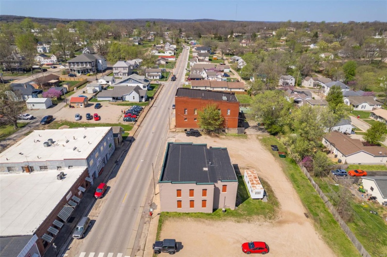 32 School Street, Bonne Terre, Missouri 63628, ,Commercial Sale,For Sale,School,MAR25021486