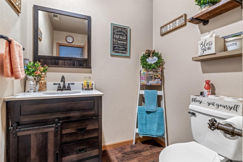 111 Edwards Lane, Park Hills, Missouri 63601, 3 Bedrooms Bedrooms, 10 Rooms Rooms,2 BathroomsBathrooms,Residential,For Sale,Edwards,MAR25027720