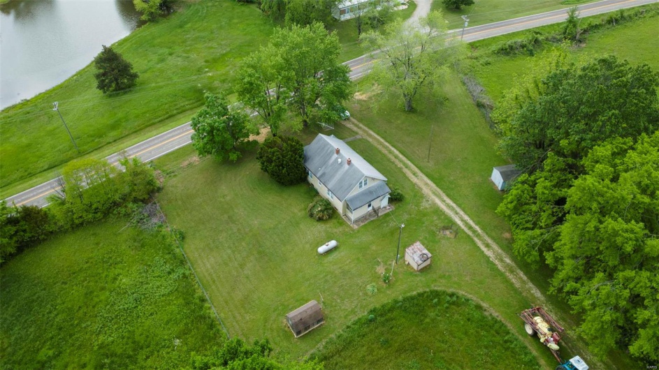 3933 State Highway B, Oak Ridge, Missouri 63769, 2 Bedrooms Bedrooms, 5 Rooms Rooms,1 BathroomBathrooms,Farm,For Sale,State Highway B,MAR25030120
