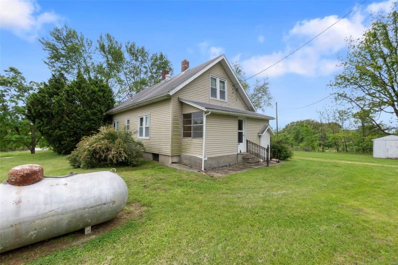 3933 State Highway B, Oak Ridge, Missouri 63769, 2 Bedrooms Bedrooms, 5 Rooms Rooms,1 BathroomBathrooms,Farm,For Sale,State Highway B,MAR25030120