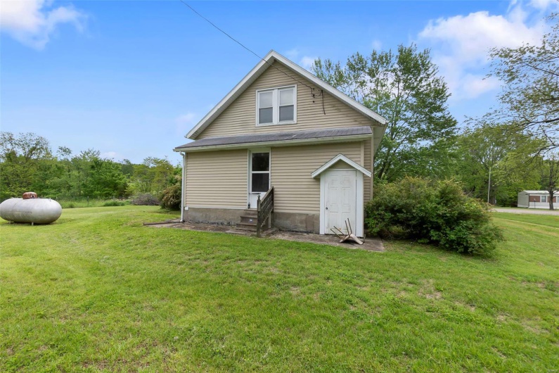 3933 State Highway B, Oak Ridge, Missouri 63769, 2 Bedrooms Bedrooms, 5 Rooms Rooms,1 BathroomBathrooms,Farm,For Sale,State Highway B,MAR25030120