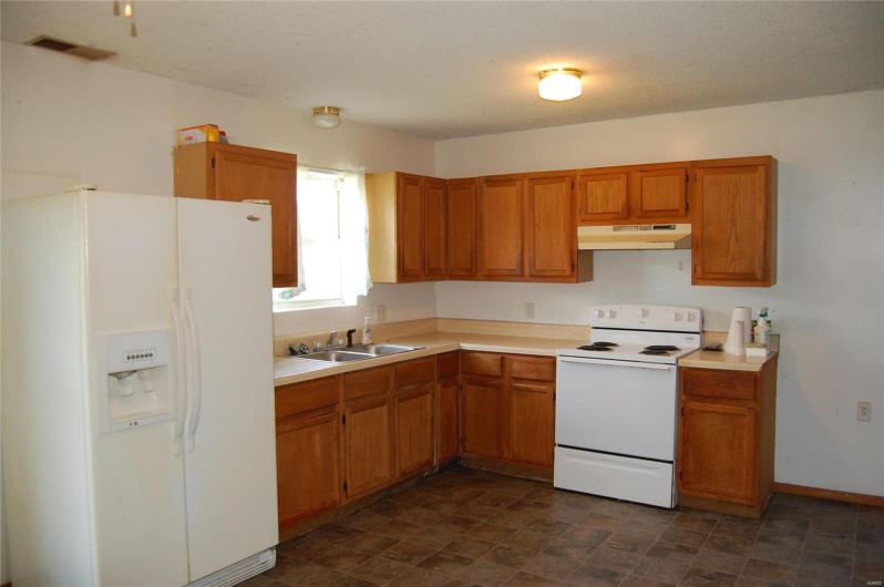 186 County Road 613, Broseley, Missouri 63932, 3 Bedrooms Bedrooms, 7 Rooms Rooms,2 BathroomsBathrooms,Residential,For Sale,County Road 613,MAR24032392