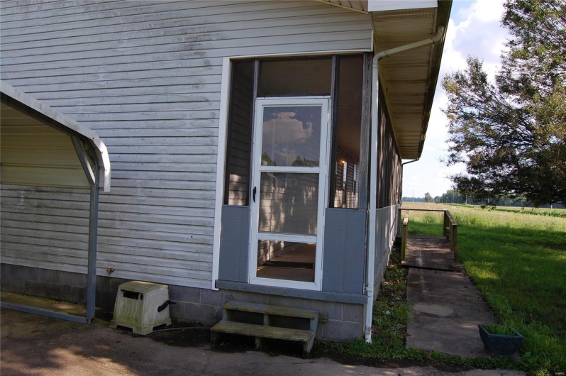 186 County Road 613, Broseley, Missouri 63932, 3 Bedrooms Bedrooms, 7 Rooms Rooms,2 BathroomsBathrooms,Residential,For Sale,County Road 613,MAR24032392