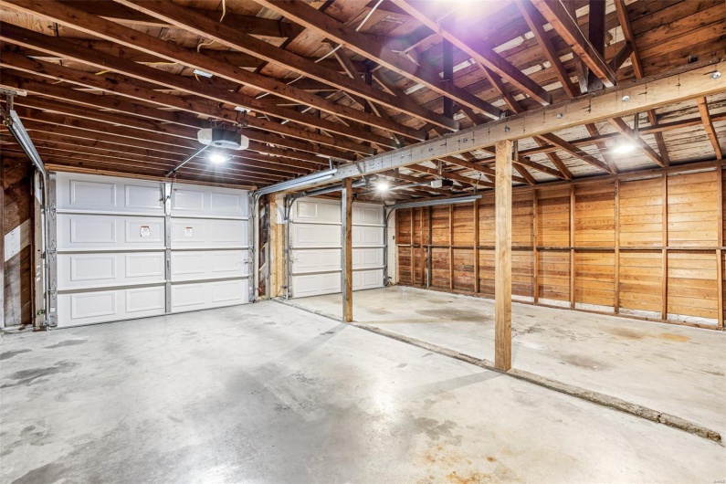 946 Weber Road, Farmington, Missouri 63640, 3 Bedrooms Bedrooms, 5 Rooms Rooms,2 BathroomsBathrooms,Residential,For Sale,Weber,MAR25029996