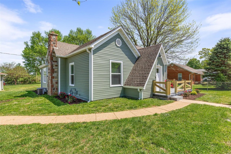 946 Weber Road, Farmington, Missouri 63640, 3 Bedrooms Bedrooms, 5 Rooms Rooms,2 BathroomsBathrooms,Residential,For Sale,Weber,MAR25029996