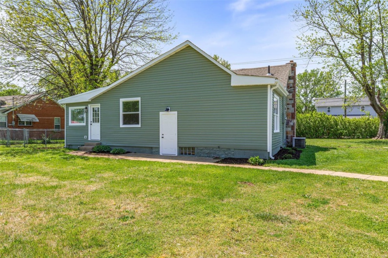946 Weber Road, Farmington, Missouri 63640, 3 Bedrooms Bedrooms, 5 Rooms Rooms,2 BathroomsBathrooms,Residential,For Sale,Weber,MAR25029996