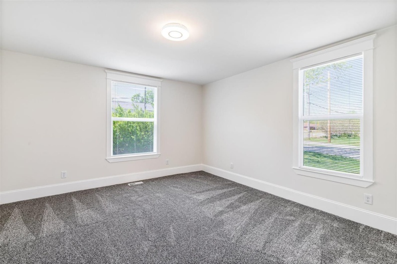 946 Weber Road, Farmington, Missouri 63640, 3 Bedrooms Bedrooms, 5 Rooms Rooms,2 BathroomsBathrooms,Residential,For Sale,Weber,MAR25029996
