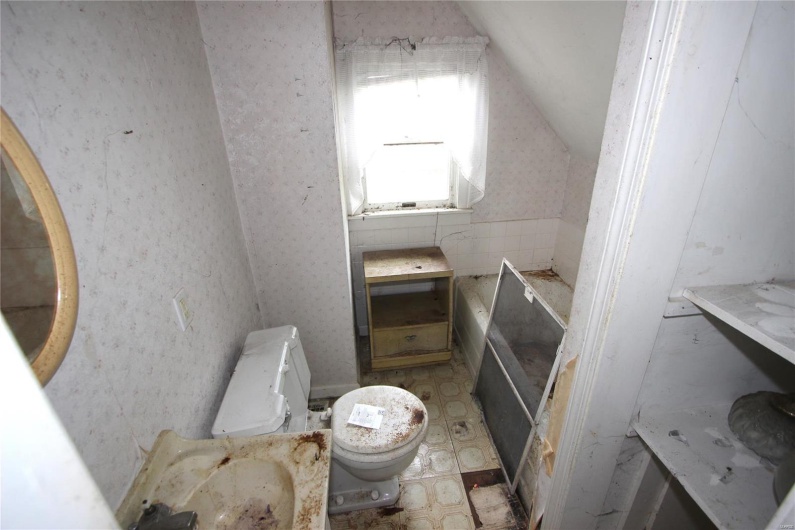 408 A Street, Farmington, Missouri 63640, 3 Bedrooms Bedrooms, 6 Rooms Rooms,1 BathroomBathrooms,Residential,For Sale,A,MAR25030472