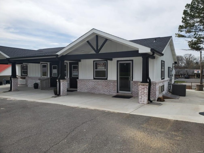 1200 Kingshighway Street, Cape Girardeau, Missouri 63701, ,Commercial Lease,For Sale,Kingshighway,MAR25030505