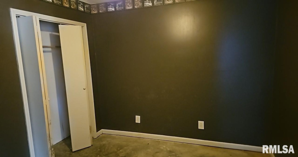 90 CARLOCK Road, Murphysboro, Illinois 62966, 3 Bedrooms Bedrooms, 0 ,1 BathroomBathrooms,Residential,For Sale,CARLOCK,0,RMAEB457869