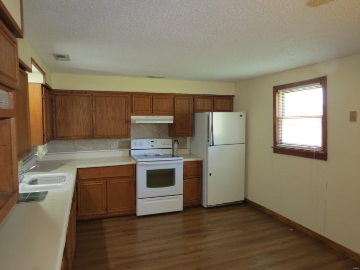 148 Twin Street, Bonne Terre, Missouri 63628, 3 Bedrooms Bedrooms, 7 Rooms Rooms,2 BathroomsBathrooms,Residential,For Sale,Twin,MAR25025428