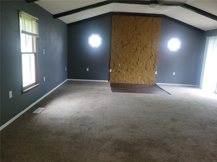 128 Phillips Avenue, Oran, Missouri 63771, 3 Bedrooms Bedrooms, 6 Rooms Rooms,1 BathroomBathrooms,Residential,For Sale,Phillips,MAR25030553
