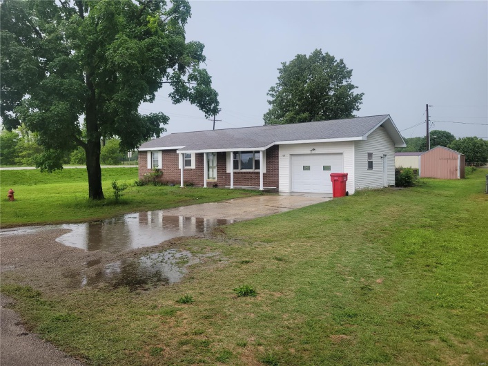 128 Phillips Avenue, Oran, Missouri 63771, 3 Bedrooms Bedrooms, 6 Rooms Rooms,1 BathroomBathrooms,Residential,For Sale,Phillips,MAR25030553