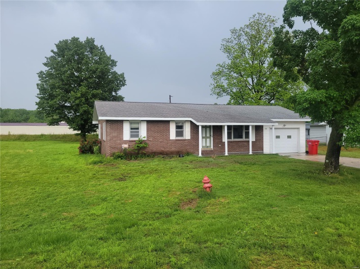 128 Phillips Avenue, Oran, Missouri 63771, 3 Bedrooms Bedrooms, 6 Rooms Rooms,1 BathroomBathrooms,Residential,For Sale,Phillips,MAR25030553