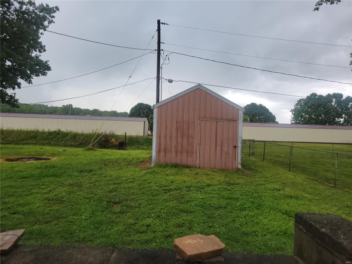 128 Phillips Avenue, Oran, Missouri 63771, 3 Bedrooms Bedrooms, 6 Rooms Rooms,1 BathroomBathrooms,Residential,For Sale,Phillips,MAR25030553