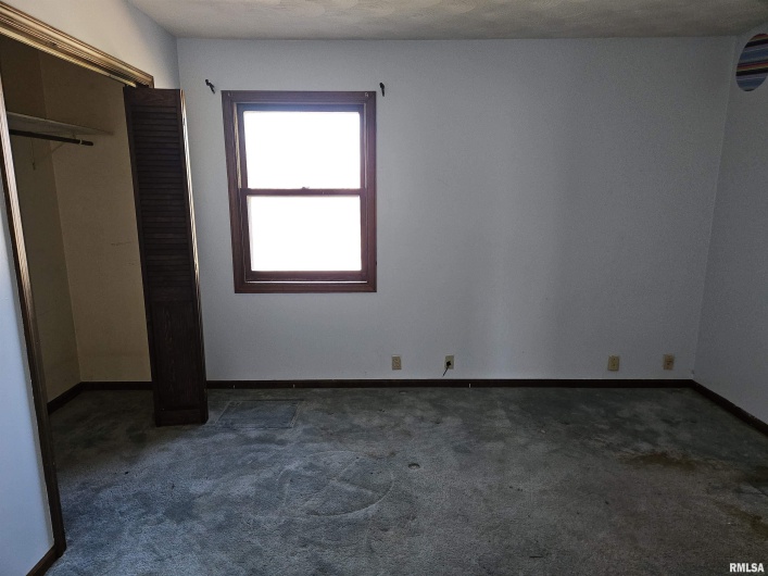 196 APPLE Lane, Carbondale, Illinois 62901, 4 Bedrooms Bedrooms, 0 ,2 BathroomsBathrooms,Residential,For Sale,APPLE,0,RMAEB457071