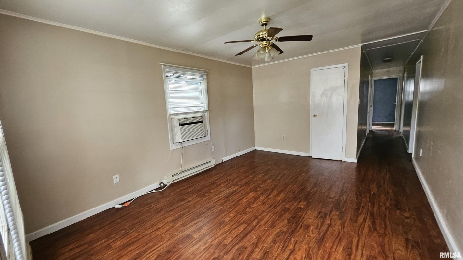 85 Yakima Circle, McClure, Illinois 62957, 3 Bedrooms Bedrooms, 0 ,1 BathroomBathrooms,Residential,For Sale,Yakima,0,RMAEB453400