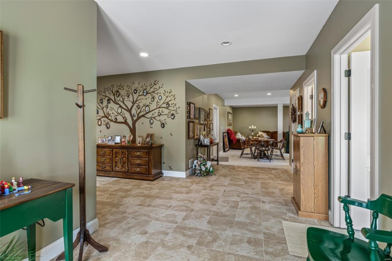 101 Big River Drive, Bonne Terre, Missouri 63628, 4 Bedrooms Bedrooms, 17 Rooms Rooms,3 BathroomsBathrooms,Residential,For Sale,Big River Drive,MAR25030536