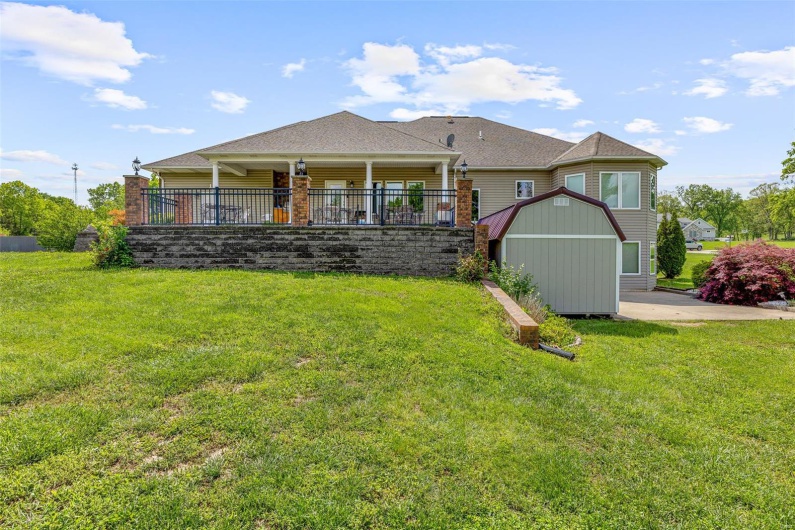 101 Big River Drive, Bonne Terre, Missouri 63628, 4 Bedrooms Bedrooms, 17 Rooms Rooms,3 BathroomsBathrooms,Residential,For Sale,Big River Drive,MAR25030536