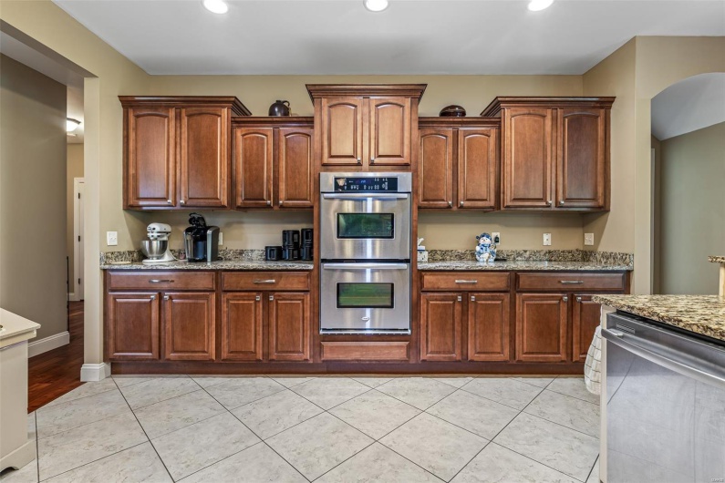 101 Big River Drive, Bonne Terre, Missouri 63628, 4 Bedrooms Bedrooms, 17 Rooms Rooms,3 BathroomsBathrooms,Residential,For Sale,Big River Drive,MAR25030536