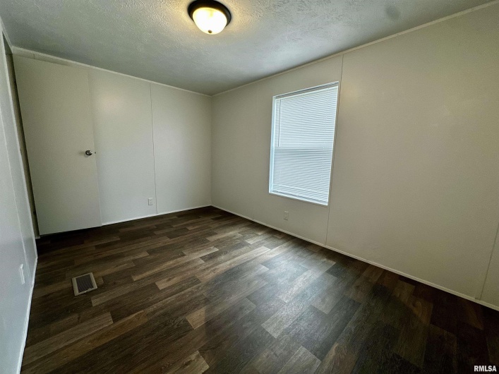 806 & 808 BOYD Street, Eldorado, Illinois 62930, 2 Bedrooms Bedrooms, 0 ,2 BathroomsBathrooms,Residential,For Sale,BOYD,0,RMAQC4263110
