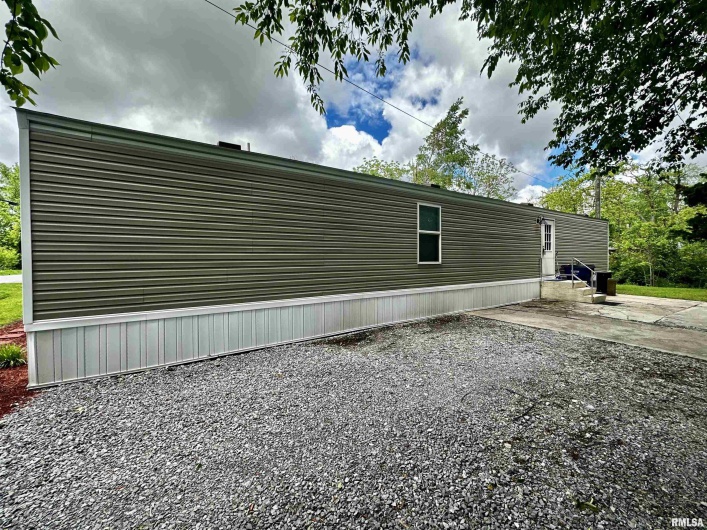 806 & 808 BOYD Street, Eldorado, Illinois 62930, 2 Bedrooms Bedrooms, 0 ,2 BathroomsBathrooms,Residential,For Sale,BOYD,0,RMAQC4263110