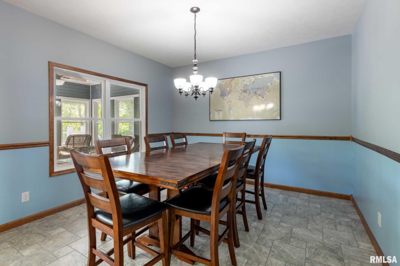 360 Clifty Lane, Goreville, Illinois 62939, 5 Bedrooms Bedrooms, 0 ,3 BathroomsBathrooms,Residential,For Sale,Clifty,0,RMAQC4263114