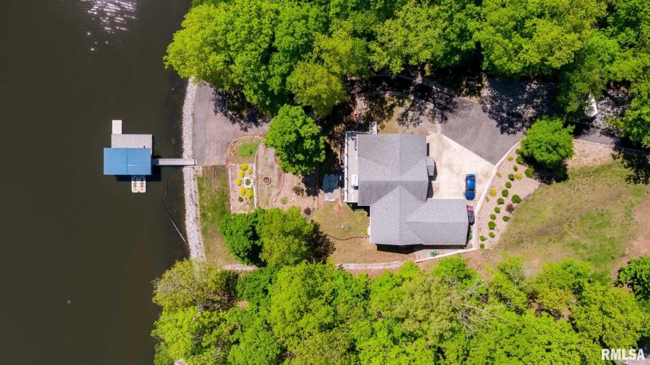 360 Clifty Lane, Goreville, Illinois 62939, 5 Bedrooms Bedrooms, 0 ,3 BathroomsBathrooms,Residential,For Sale,Clifty,0,RMAQC4263114