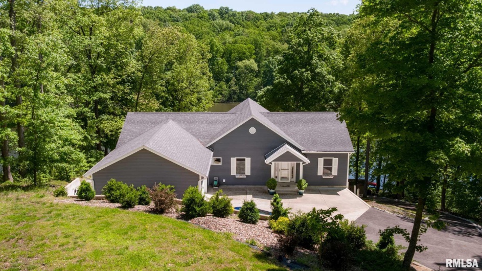 360 Clifty Lane, Goreville, Illinois 62939, 5 Bedrooms Bedrooms, 0 ,3 BathroomsBathrooms,Residential,For Sale,Clifty,0,RMAQC4263114