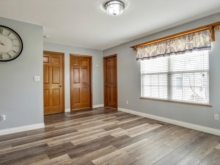 1421 Flint Street, Red Bud, Illinois 62278, 3 Bedrooms Bedrooms, 3 Rooms Rooms,3 BathroomsBathrooms,Residential,For Sale,Flint,MAR25028492