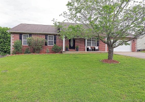 230 Matt Lane, Jackson, Missouri 63755, 4 Bedrooms Bedrooms, 12 Rooms Rooms,3 BathroomsBathrooms,Residential,For Sale,Matt,MAR25030305