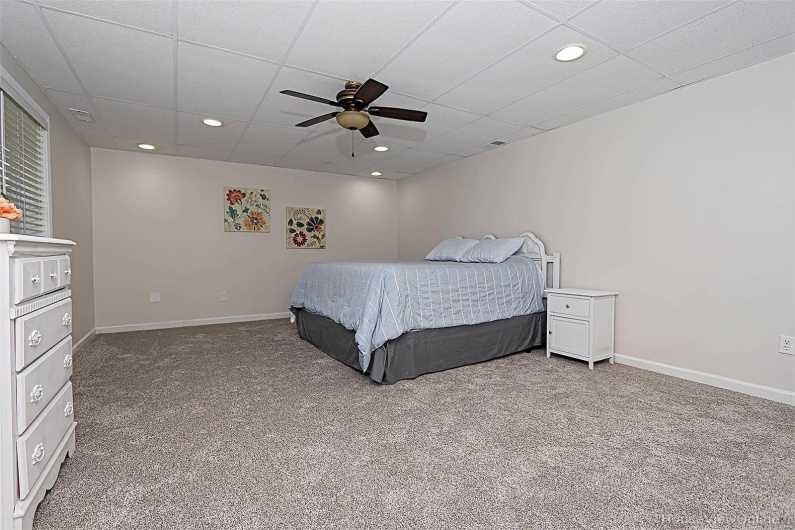 230 Matt Lane, Jackson, Missouri 63755, 4 Bedrooms Bedrooms, 12 Rooms Rooms,3 BathroomsBathrooms,Residential,For Sale,Matt,MAR25030305
