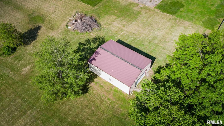 6868 Route 37, Marion, Illinois 62959, 3 Bedrooms Bedrooms, 0 ,1 BathroomBathrooms,Residential,For Sale,Route 37,0,RMAQC4263116