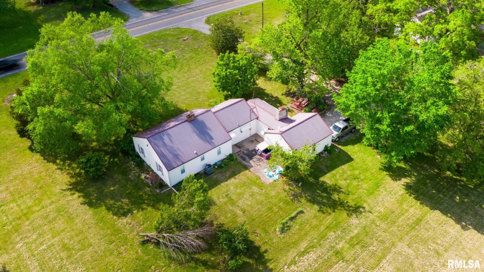6868 Route 37, Marion, Illinois 62959, 3 Bedrooms Bedrooms, 0 ,1 BathroomBathrooms,Residential,For Sale,Route 37,0,RMAQC4263116
